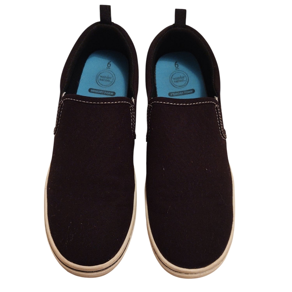 Like New Wonder Nation Boys Black Loafers Slip-On Shoes Size 6
